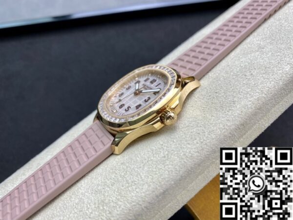 Women's Patek Philippe Aquanaut 5072R-001 Rose Gold Diamond
