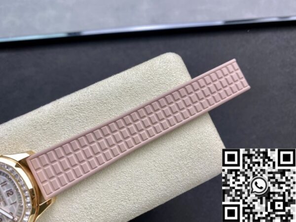Women's Patek Philippe Aquanaut 5072R-001 Rose Gold Diamond