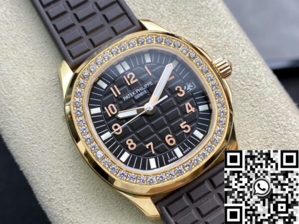 Patek Philippe Aquanaut Ladies 5068R-001 Rose Gold Diamond