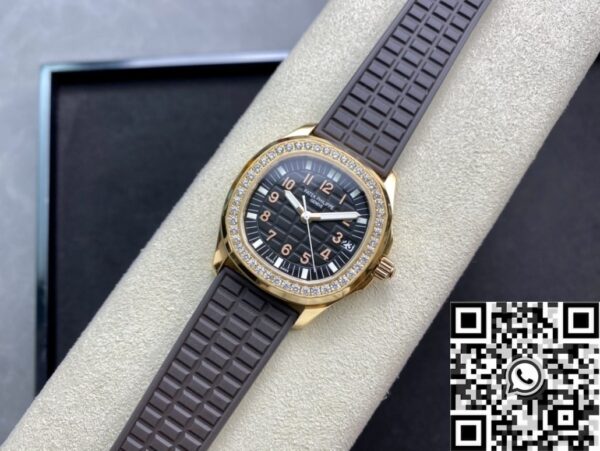 Patek Philippe Aquanaut Ladies 5068R-001 Rose Gold Diamond