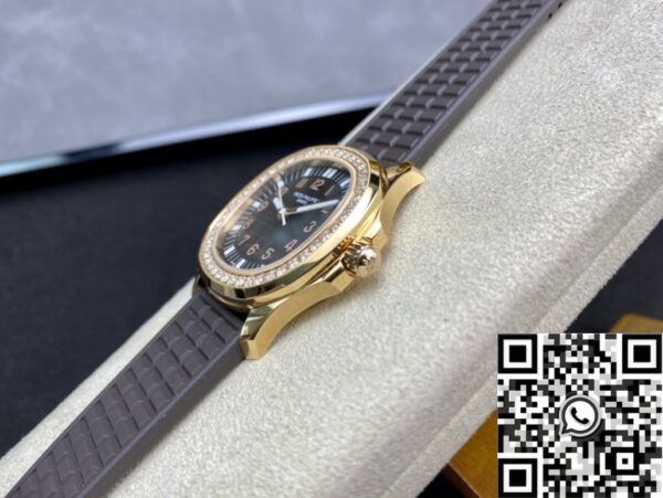 Patek Philippe Aquanaut Ladies 5068R-001 Rose Gold Diamond
