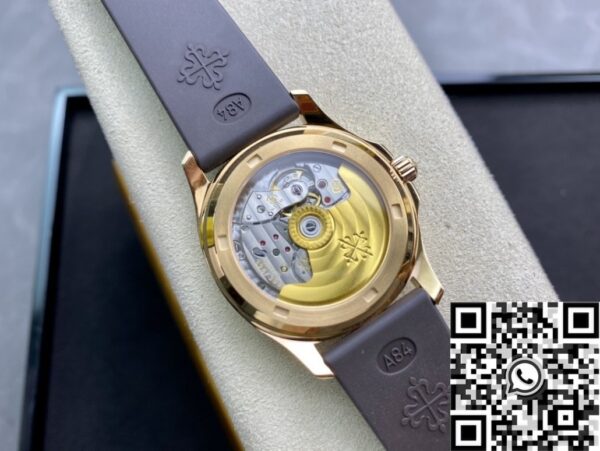 Patek Philippe Aquanaut Ladies 5068R-001 Rose Gold Diamond