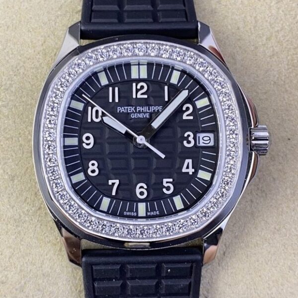 Patek Philippe Aquanaut Women's 5067A-001 Diamond Watch