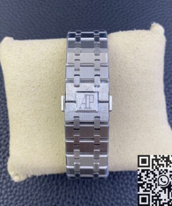 R8 Royal Oak Watch Audemars Piguet 26530ST.OO.1220ST.01
