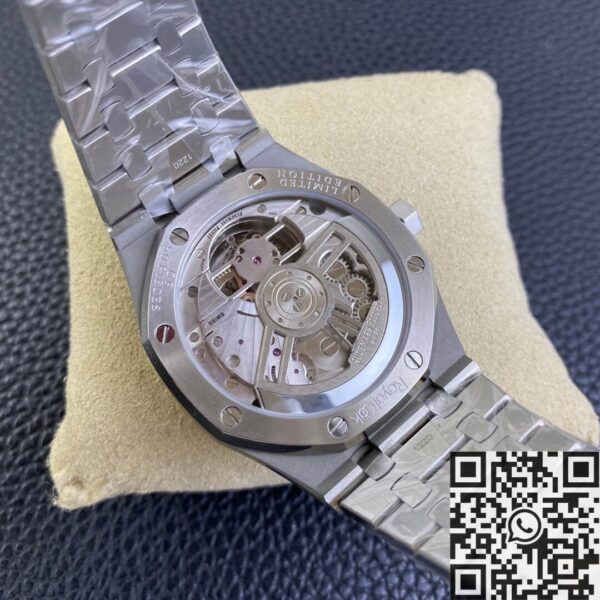 R8 Royal Oak Watch Audemars Piguet 26530ST.OO.1220ST.01