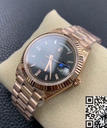 Rolex Day Date Wrist​ M228235 Black Dial Rose Gold Size 40mm