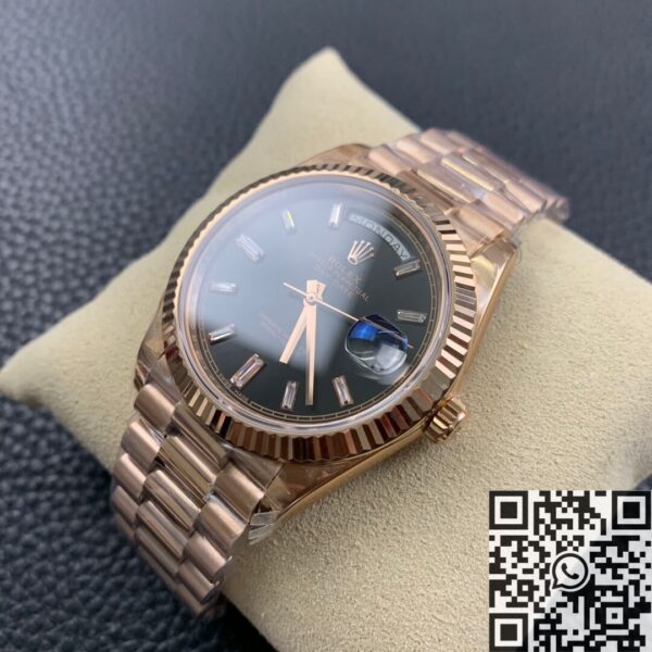 Rolex Day Date Wrist​ M228235 Black Dial Rose Gold Size 40mm