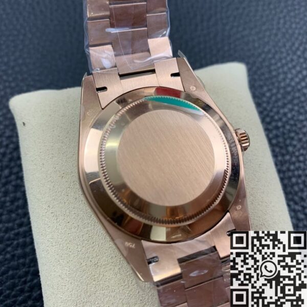 Rolex Day Date Wrist​ M228235 Black Dial Rose Gold Size 40mm