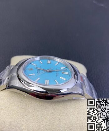 Rolex Oyster Perpetual Date Just​ M124300-0006 Tiffany Blue Dial