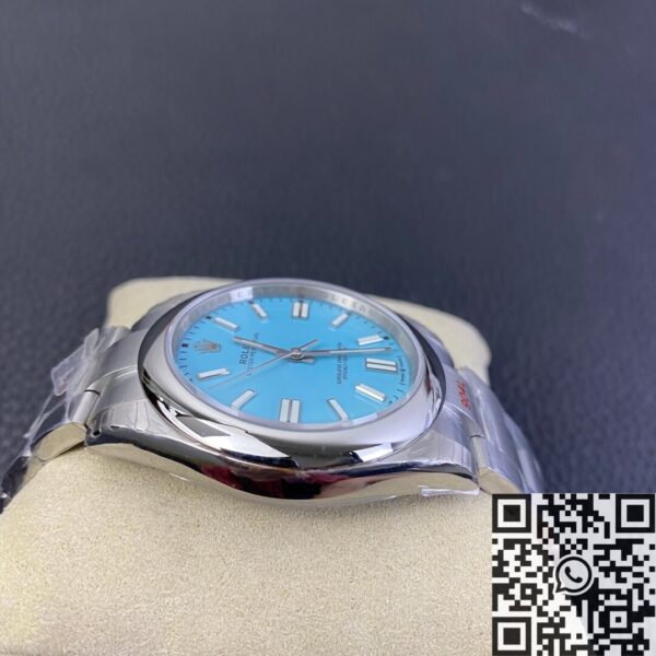 Rolex Oyster Perpetual Date Just​ M124300-0006 Tiffany Blue Dial