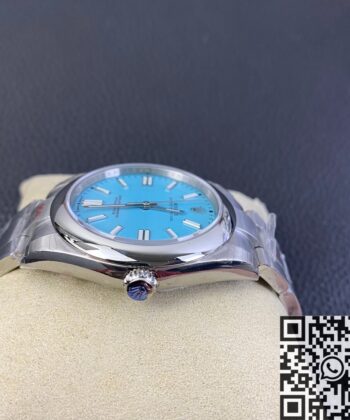Rolex Oyster Perpetual Date Just​ M124300-0006 Tiffany Blue Dial