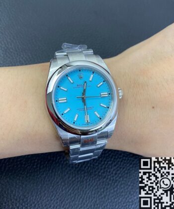 Rolex Oyster Perpetual Date Just​ M124300-0006 Tiffany Blue Dial