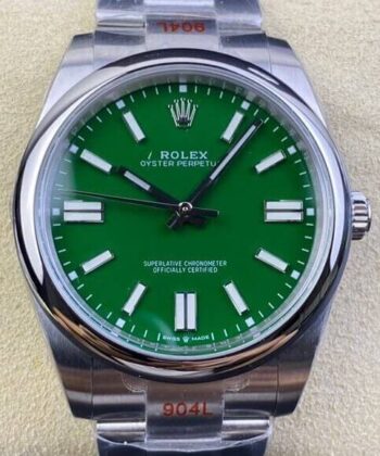 Oyster Perpetual Rolex Watches M124300-0005 Green Dial 41mm