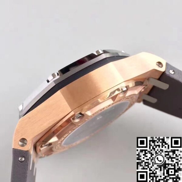 Audemars Piguet Royal Oak Offshore Chrono 26568OM.OO.A004