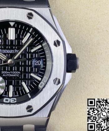 Audemars Piguet Chronograph Royal Oak Offshore 15703 V10