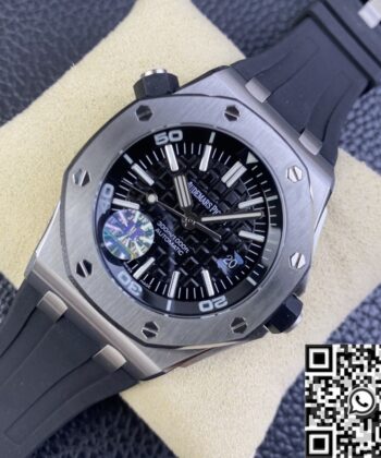 Audemars Piguet Chronograph Royal Oak Offshore 15703 V10