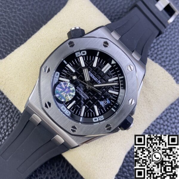 Audemars Piguet Chronograph Royal Oak Offshore 15703 V10