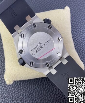Audemars Piguet Chronograph Royal Oak Offshore 15703 V10