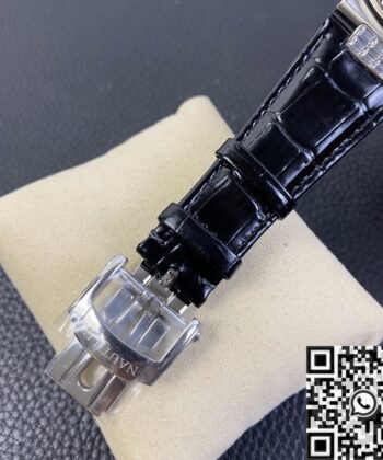 Patek Philippe Patek Philippe Nautilus 5724 Diamond Bezel Watch