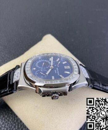 Patek Philippe Patek Philippe Nautilus 5724 Diamond Bezel Watch