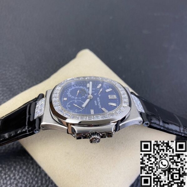 Patek Philippe Patek Philippe Nautilus 5724 Diamond Bezel Watch