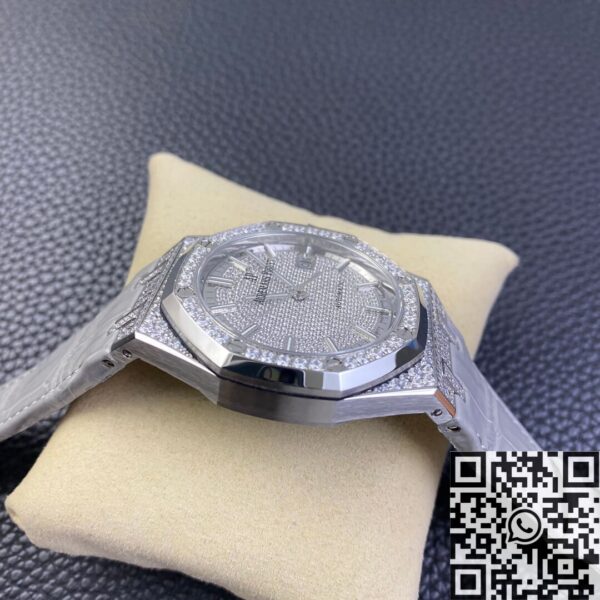 Women's Audemars Piguet Royal Oak​ 15452BC.ZZ.D019CR.01
