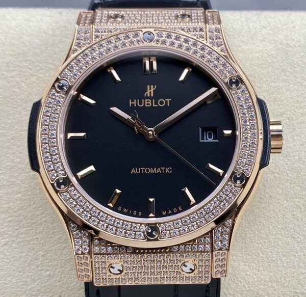 Hublot Fusion Classic​ 511.OX.1181.LR.1704 Rose Gold Diamond