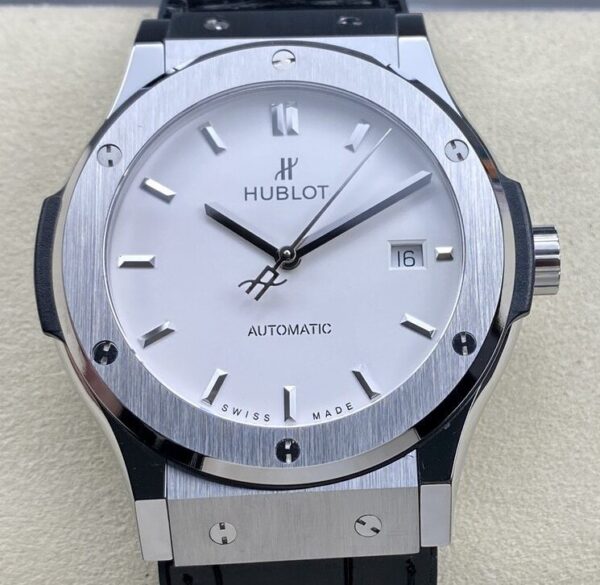 Hublot Classic Fusion 42MM 511.NX.2611.LR White Dial Watch