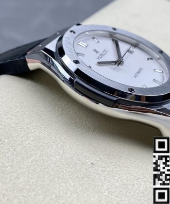 Hublot Classic Fusion 42MM 511.NX.2611.LR White Dial Watch