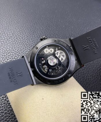 Hublot Classic Fusion Chronograph 507.CX.9099.RX.TAK23 Color