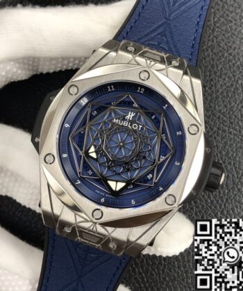 Hublot Big Bang E 415.NX.7179.VR.MXM18 Titanium Case Watch