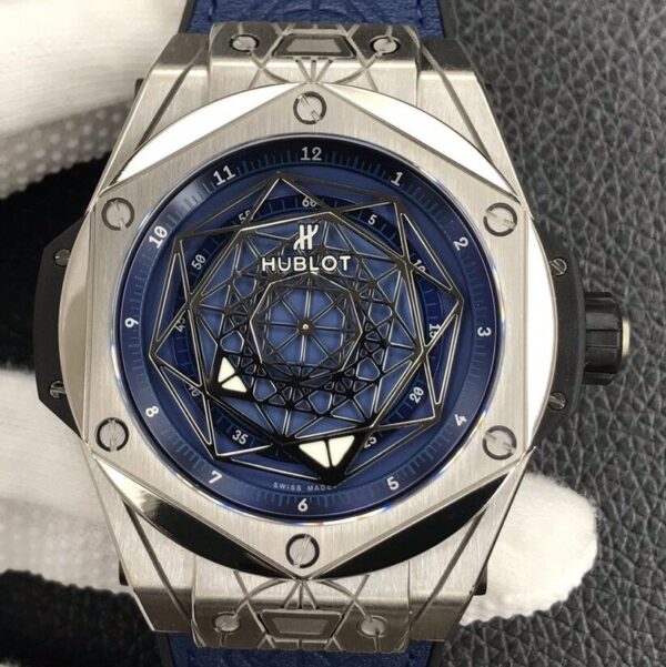 Hublot Big Bang E 415.NX.7179.VR.MXM18 Titanium Case Watch