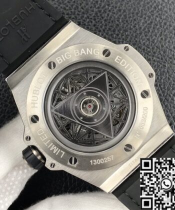 Hublot Big Bang E 415.NX.7179.VR.MXM18 Titanium Case Watch