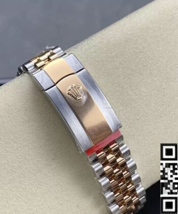 Rolex Rose Gold Datejust M126331-0002 Size 41mm Watch Clean