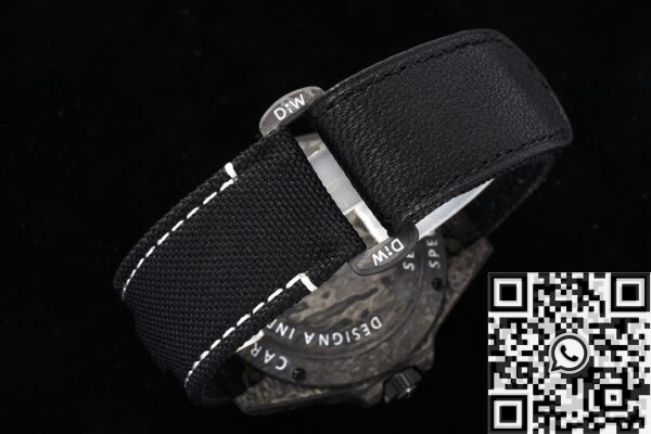Custom Sea-Dweller DIW Rolex Carbon Fiber Case White Scale