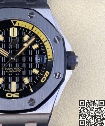 Audemars Piguet AP Royal Oak Offshore​ 15720CN.OO.A002CA.01
