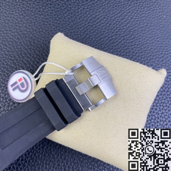 Audemars Piguet AP Royal Oak Offshore​ 15720CN.OO.A002CA.01