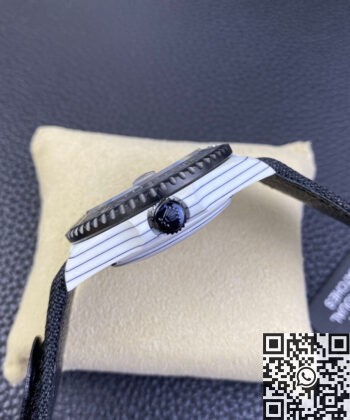Custom Sea-Dweller Watch DIW Rolex Carbon Fiber Case