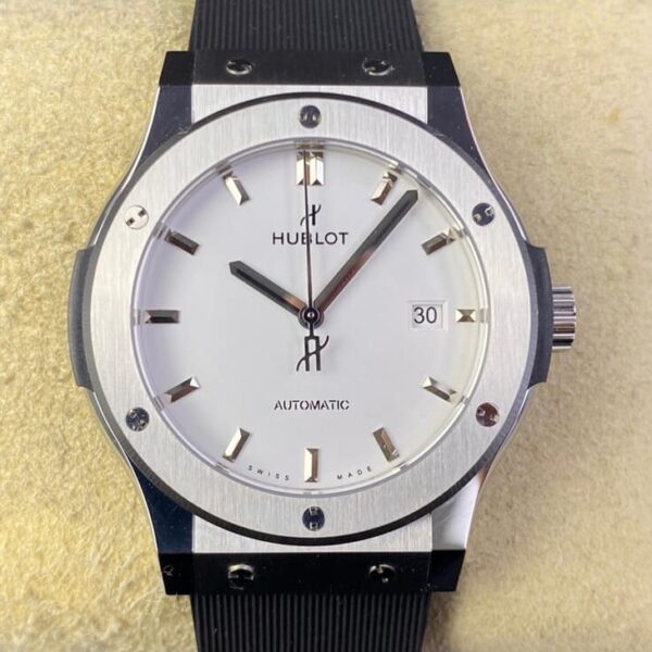 Hublot Classic Fusion Titanium 42MM 542.NX.2611.LR White Dial