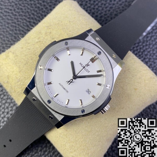 Hublot Classic Fusion Titanium 42MM 542.NX.2611.LR White Dial