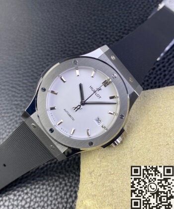 Hublot Classic Fusion Titanium 42MM 542.NX.2611.LR White Dial
