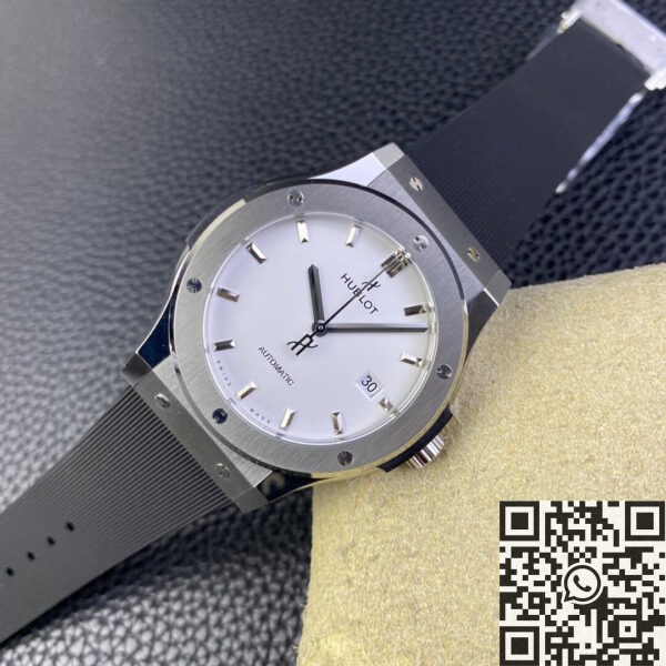 Hublot Classic Fusion Titanium 42MM 542.NX.2611.LR White Dial
