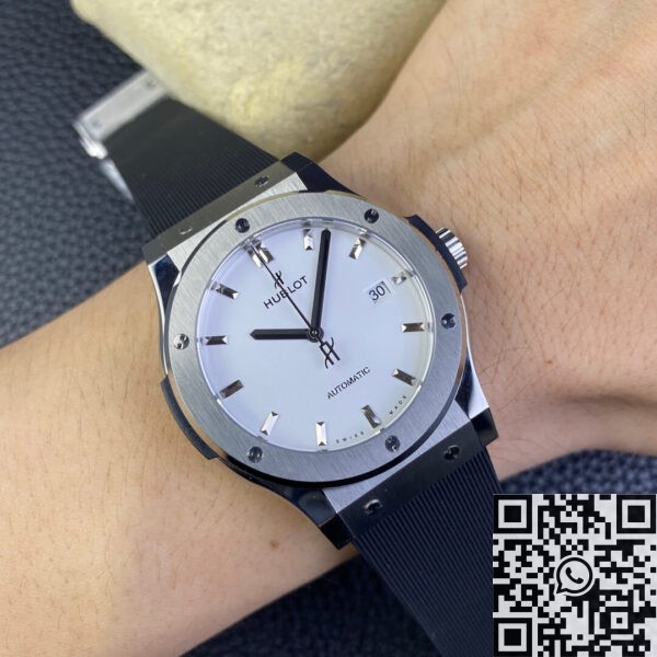 Hublot Classic Fusion Titanium 42MM 542.NX.2611.LR White Dial