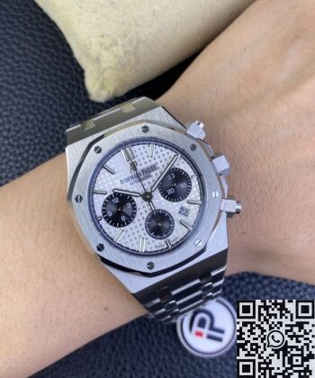 IP Factory Audemars Piguet Replica Watch Royal Oak Silver Panda