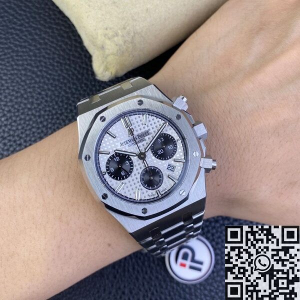 IP Factory Audemars Piguet Replica Watch Royal Oak Silver Panda