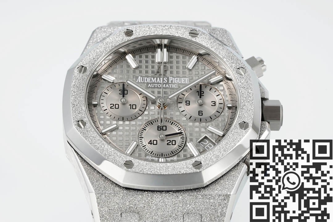 26240 AP Grey Dial FrostGold 41MM APS Factory