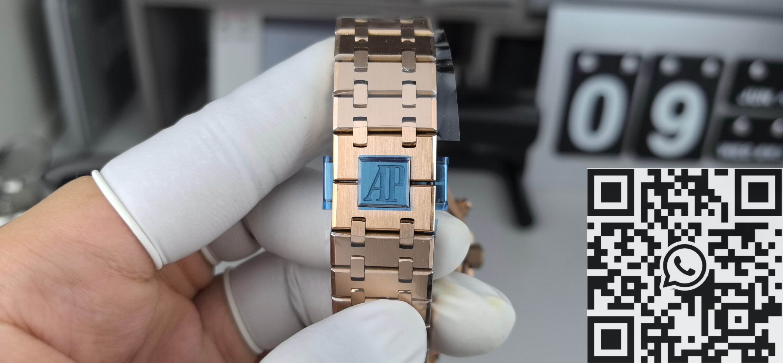 Audemars Piguet Rose Gold Watch 26240OR.00.1320OR.07 APS