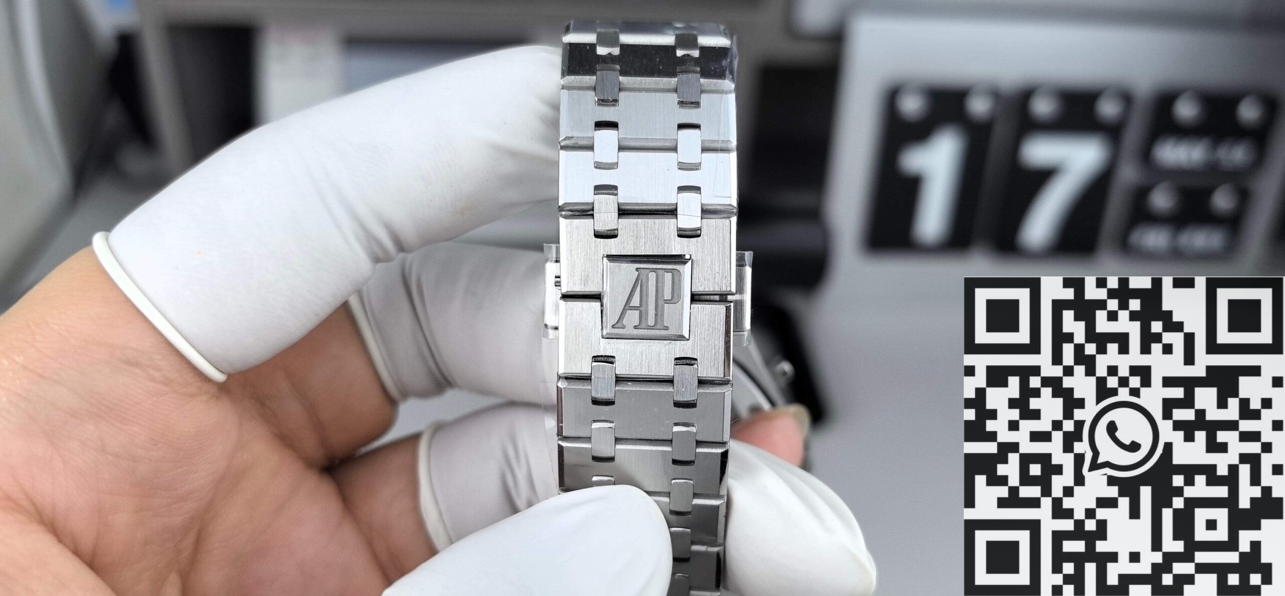 Replica Audemars Piguet 26240ST.OO.1320ST.07 White Dial APS